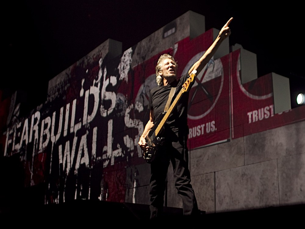 MONTREAL, QUE: JUNE 26, 2012--- Roger Waters performs the classic Pink Floyd Album The Wall concert on Tuesday night at the Bell Centre in Montreal on June 26, 2012.(Marie-France Coallier/THE GAZETTE)
